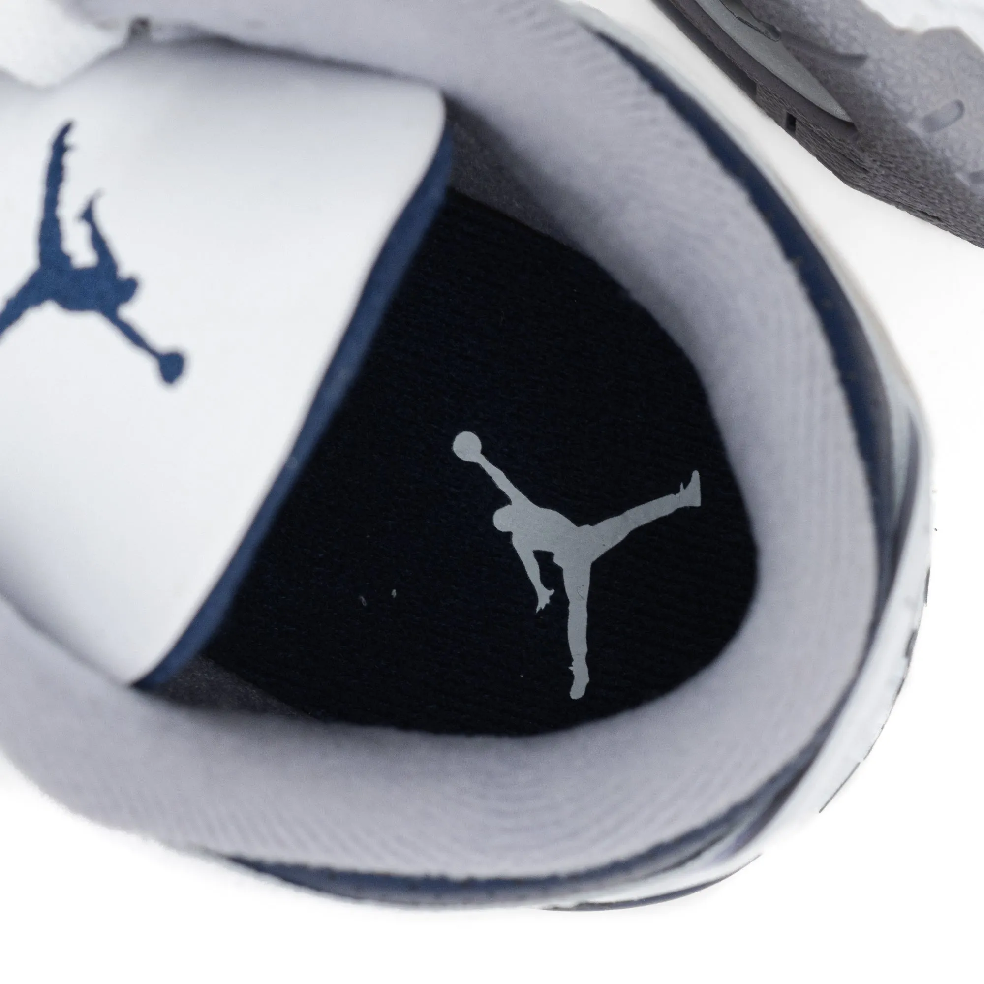 Air Jordan 3 Retro Midnight Navy