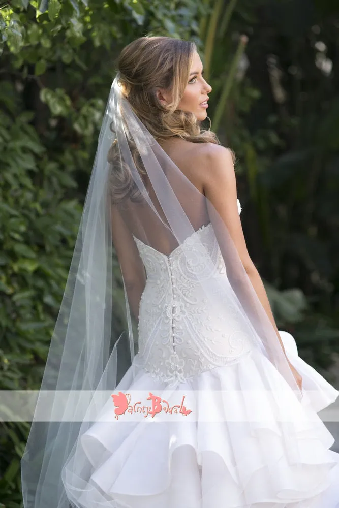 Beautiful Beaded Lace Sweetheart Strapless Ruffles Tiered Organza Bridal Gowns