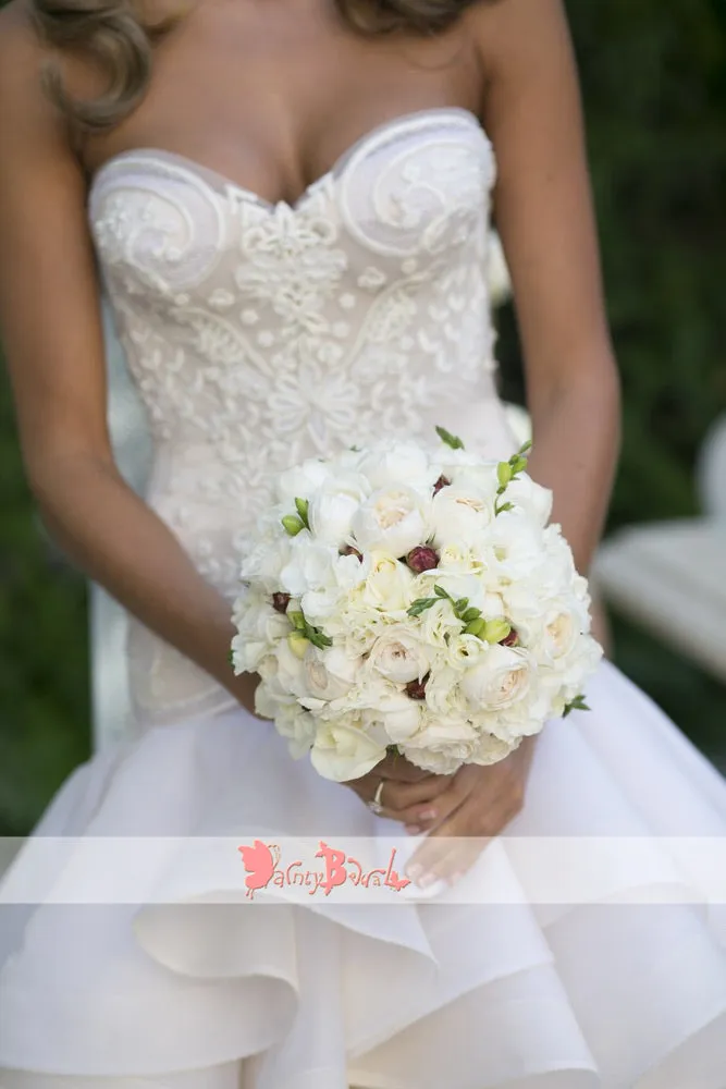 Beautiful Beaded Lace Sweetheart Strapless Ruffles Tiered Organza Bridal Gowns