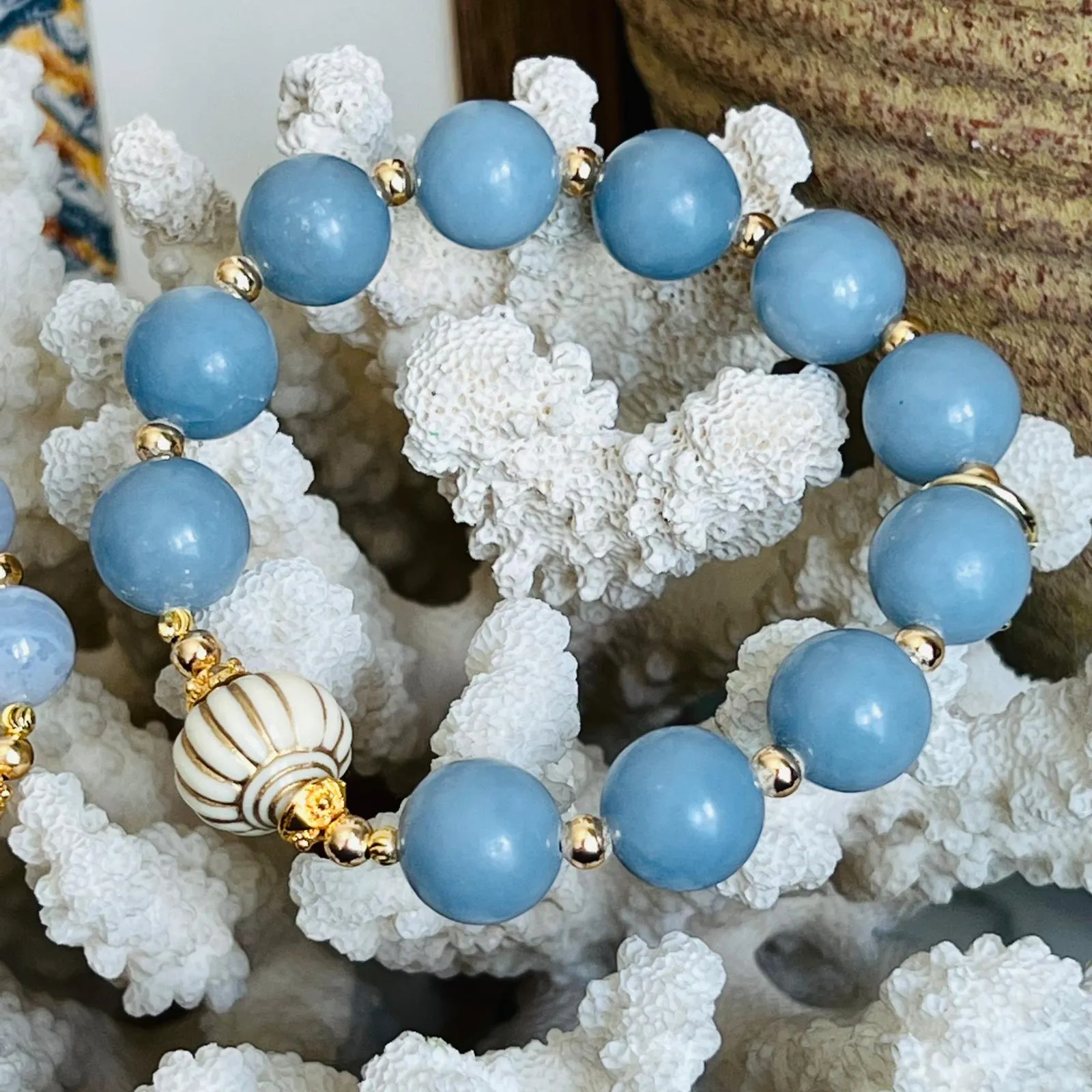 Blue Lace Agate Seashell Bracelet