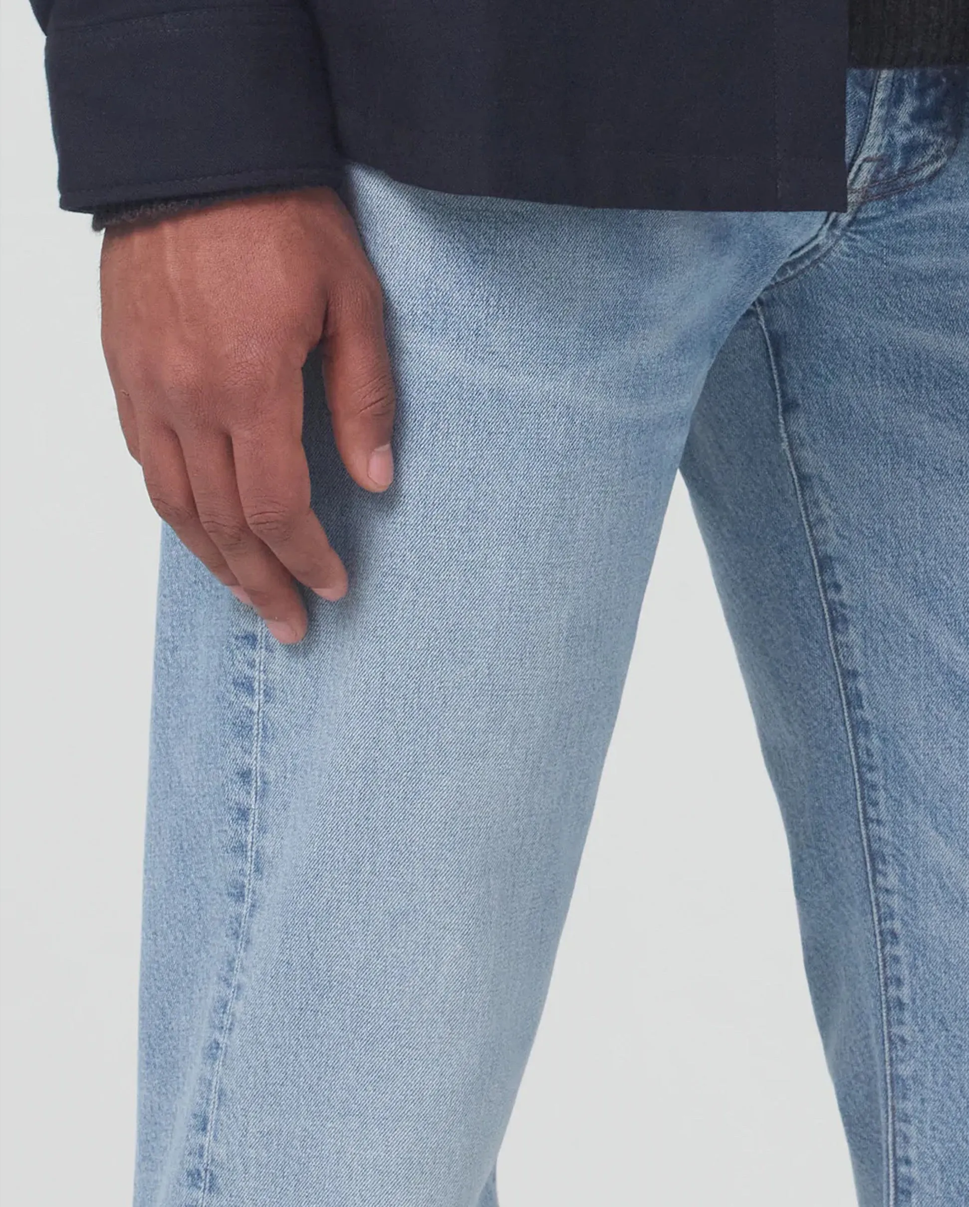 Relaxed Straight Jeans