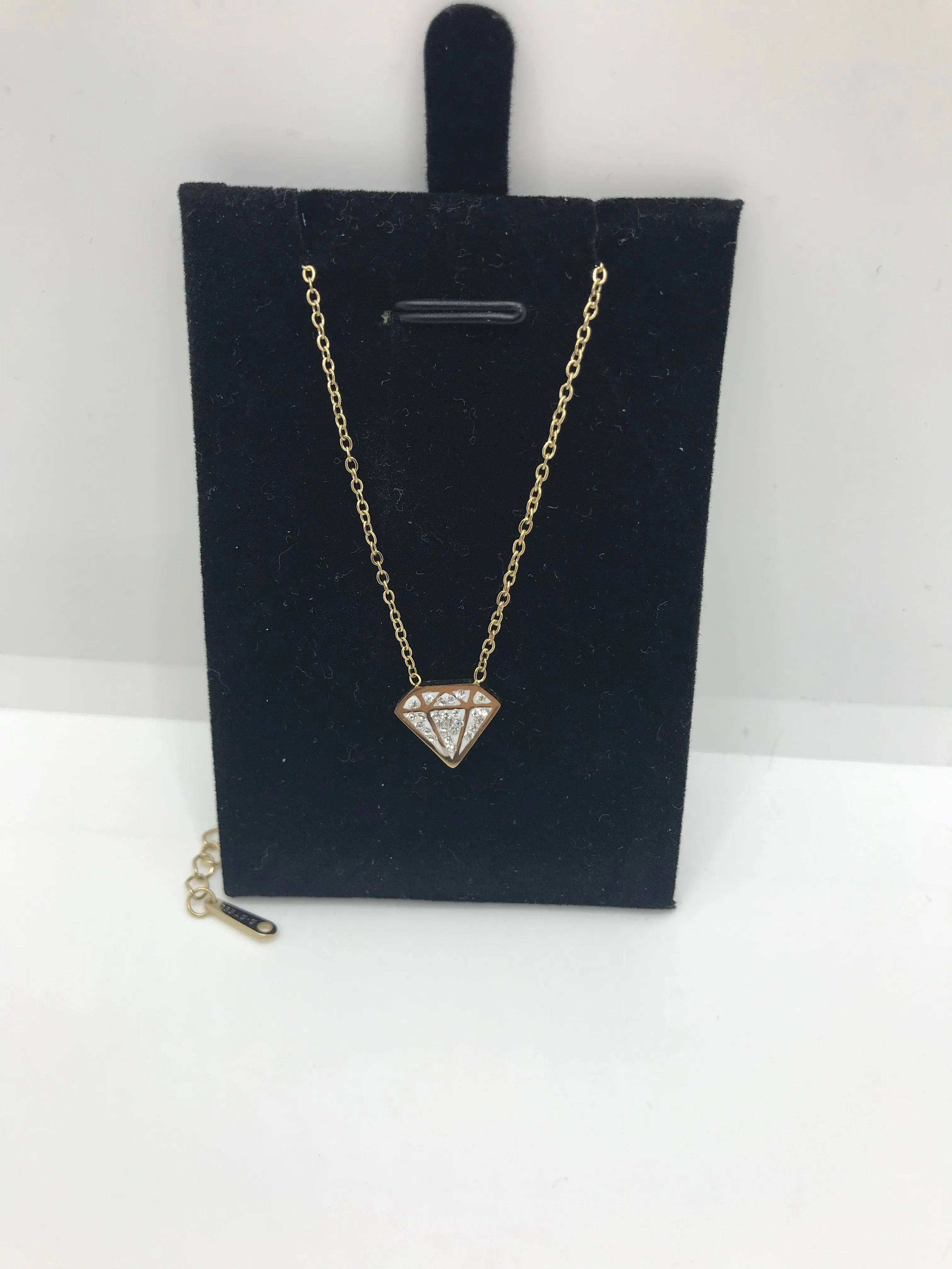 Elegant Gold-Plated Diamond Necklaces