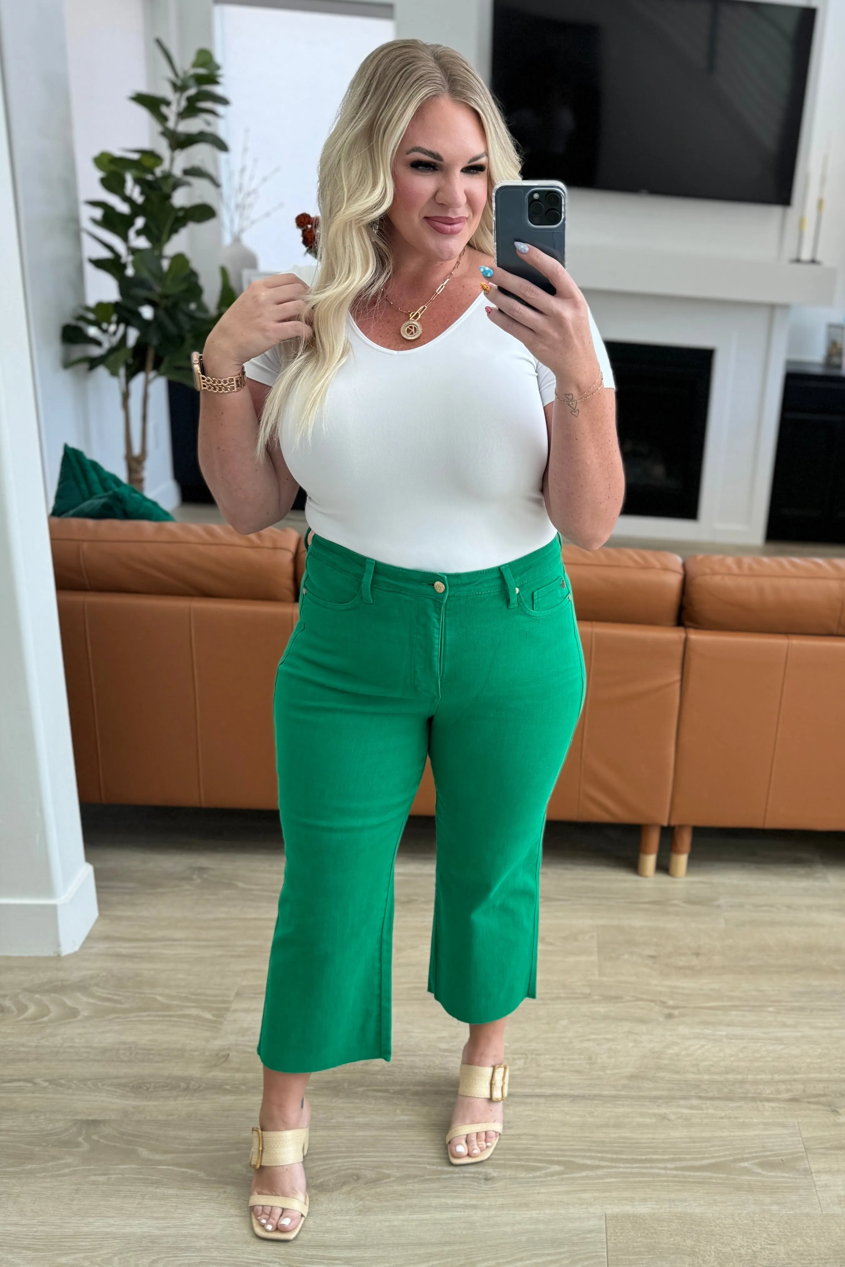 Judy Blue Lisa High Rise Wide Leg Crop Jeans - Kelly Green