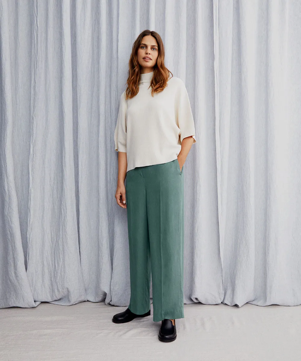 Wide-Leg Pippie Pants