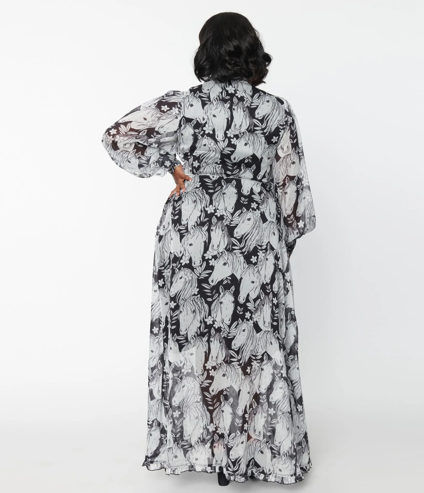 Elegant Plus Size Black Wild Horses Maxi Dress