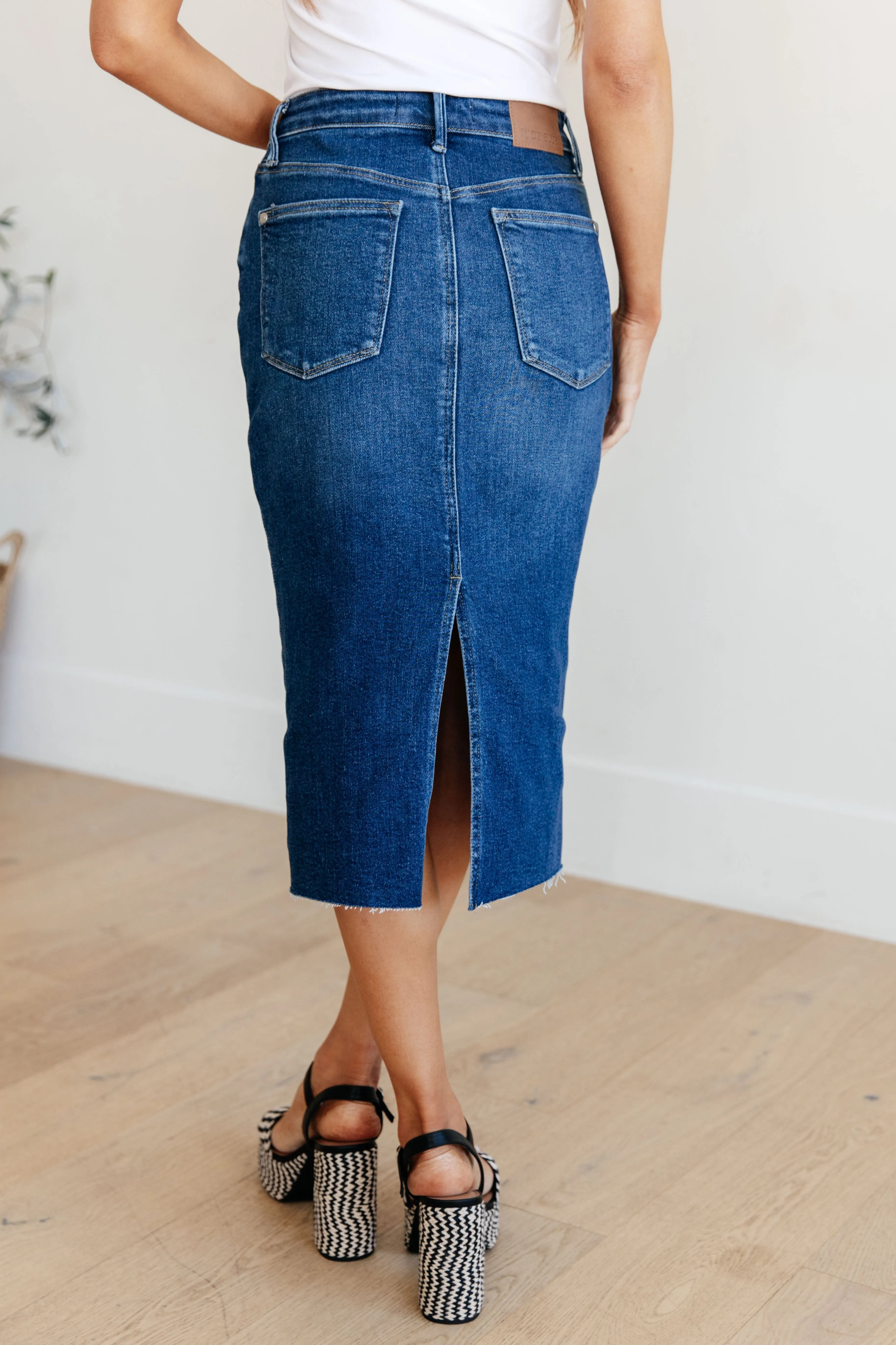 Denim Midi Skirt in High Rise