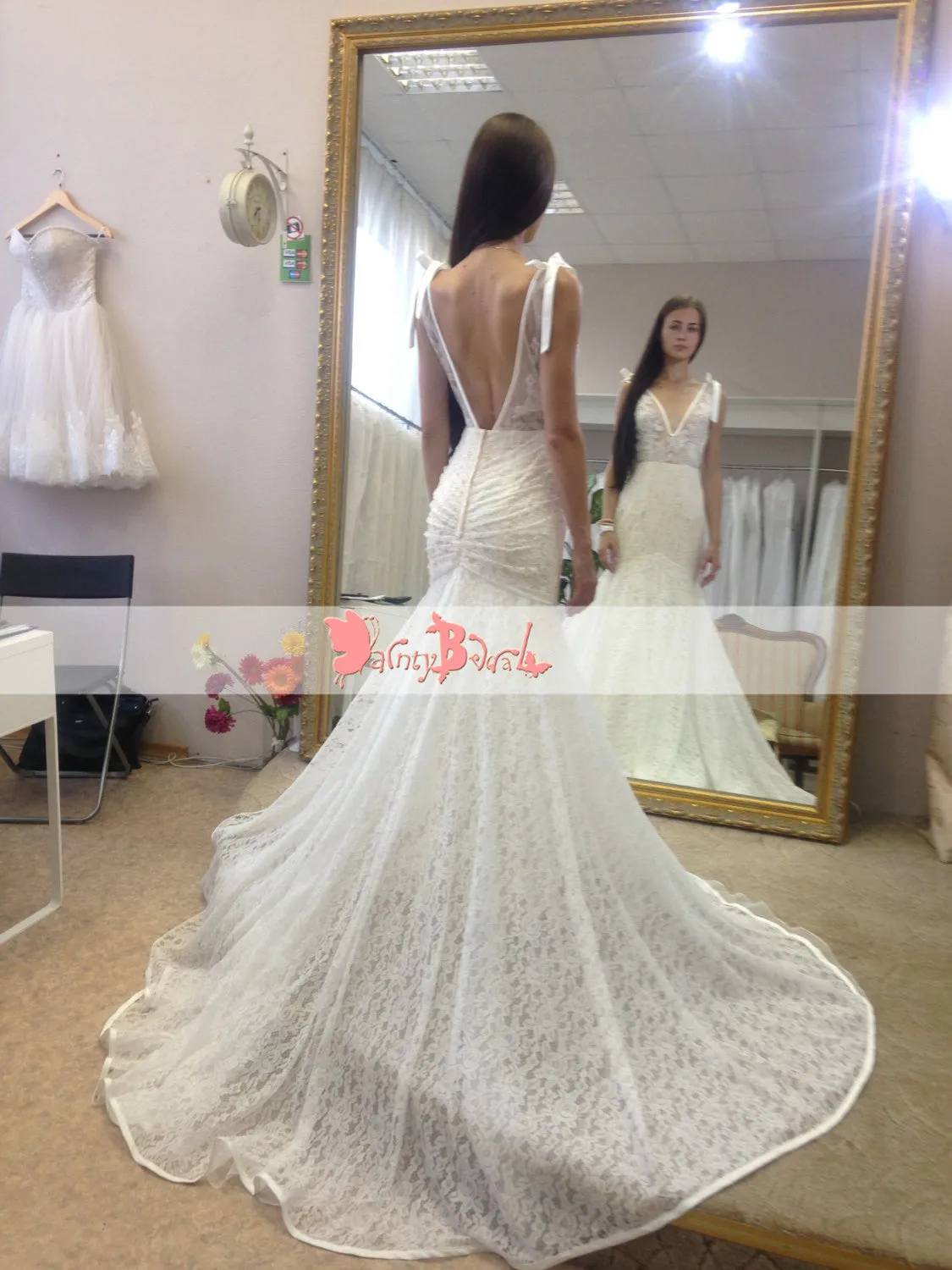 Gorgeous Backless V-Neck Mermaid Wedding Dress with Lace Detail